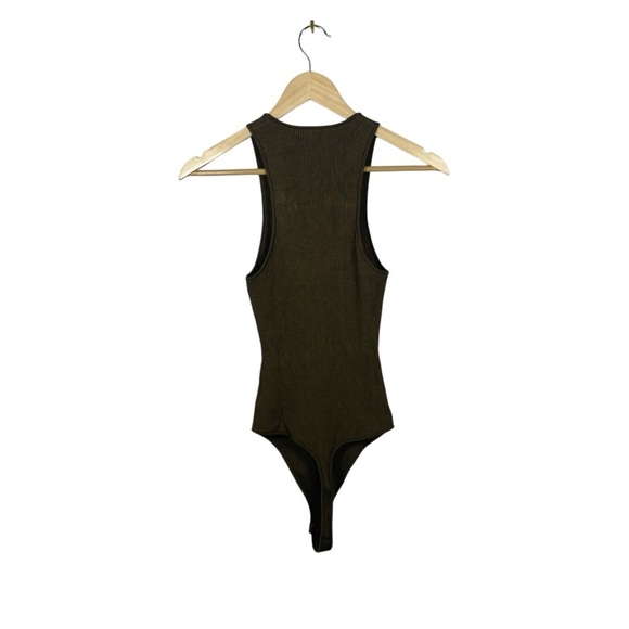 Good American Women’s Rib Knit Thong Bodysuit in Fog Greenish Brown Size M (2) - Picture 16 of 16